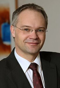 Dr. Klaus Tschütscher